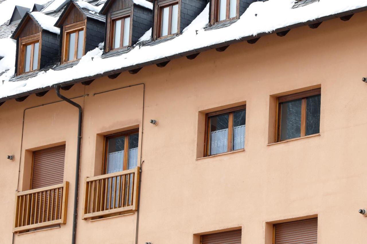 Apartamento Besiberri Viella Extérieur photo